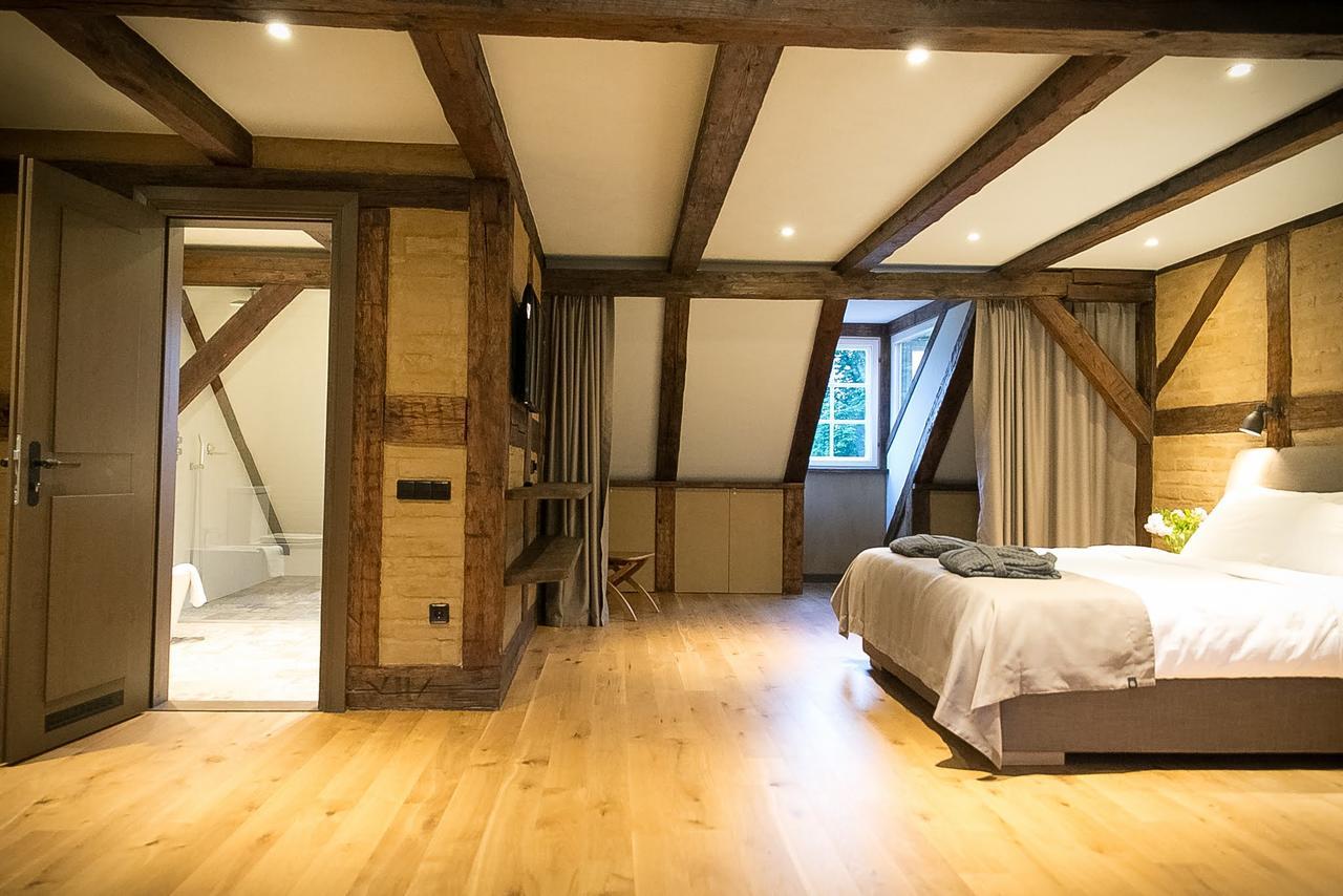 Botique & Spa Hotel Berkenes Manor Ziedkalne 外观 照片