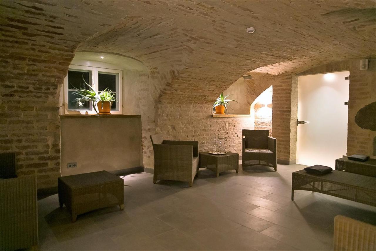 Botique & Spa Hotel Berkenes Manor Ziedkalne 外观 照片