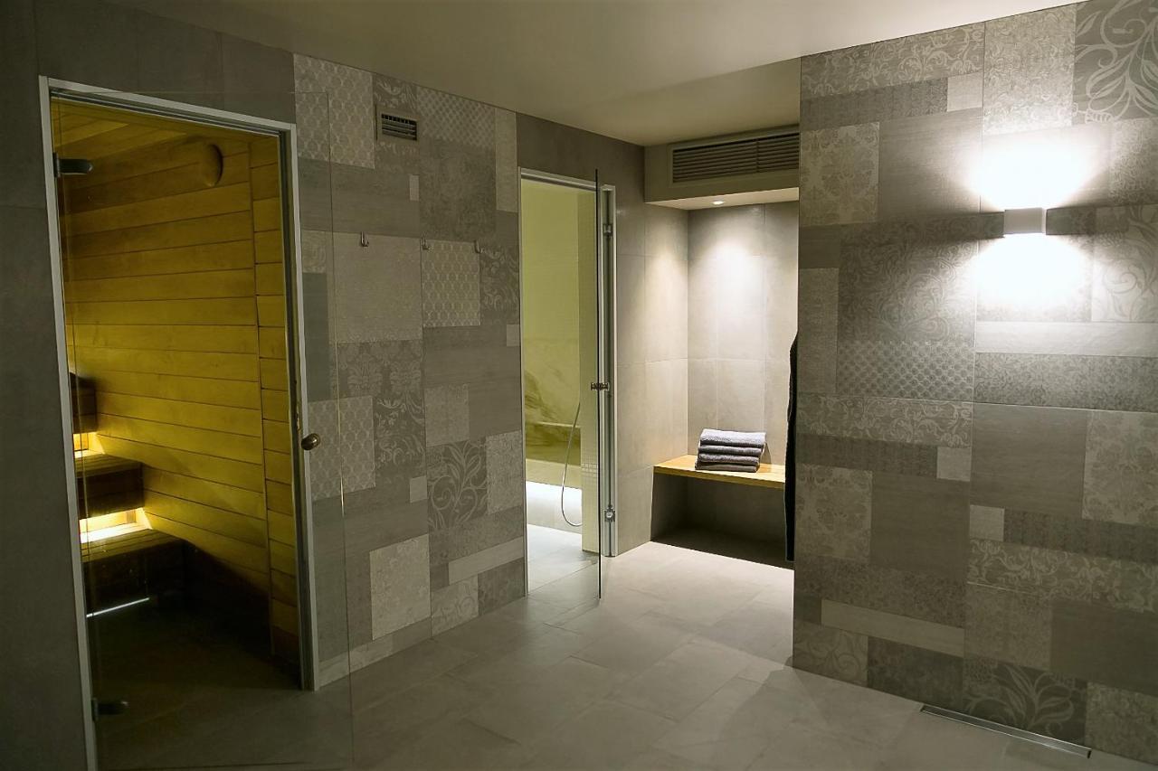 Botique & Spa Hotel Berkenes Manor Ziedkalne 外观 照片