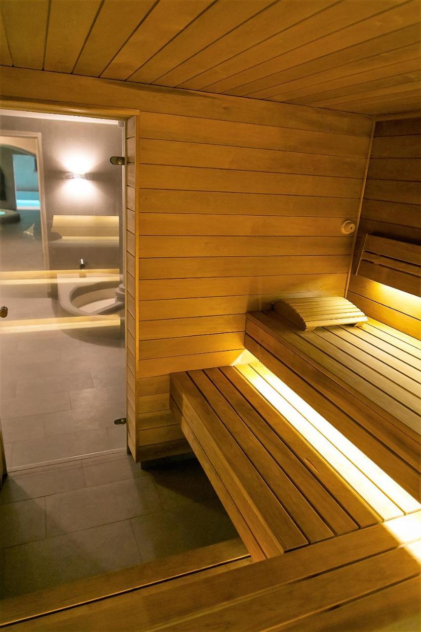 Botique & Spa Hotel Berkenes Manor Ziedkalne 外观 照片
